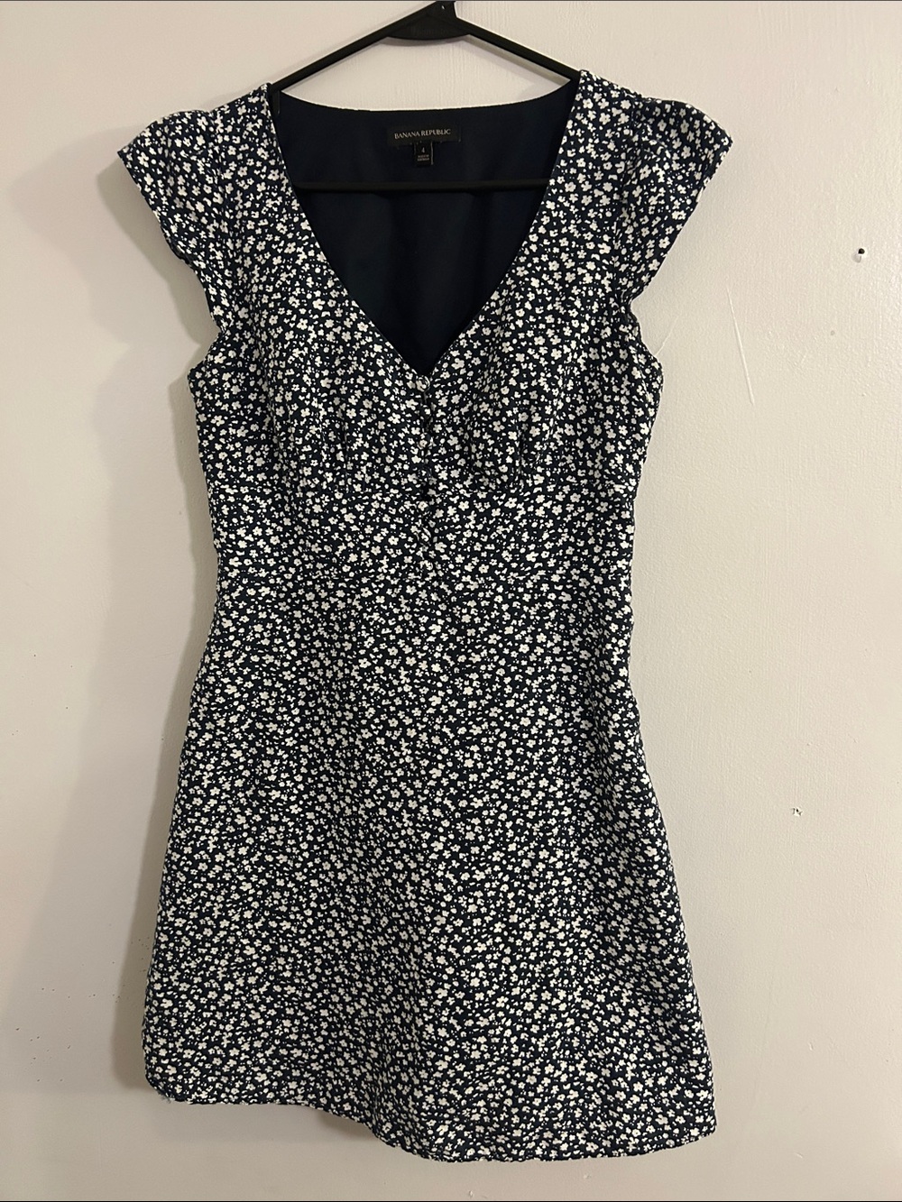 Banana Republic Navy and White Floral V-Neck Mini Dress with Cap Sleeves